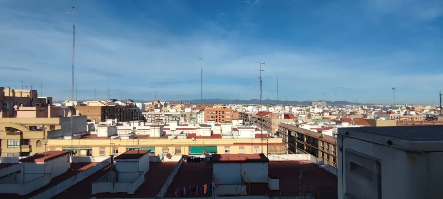 Exterior view of Flat to rent in  Valencia Capital  with Furnished