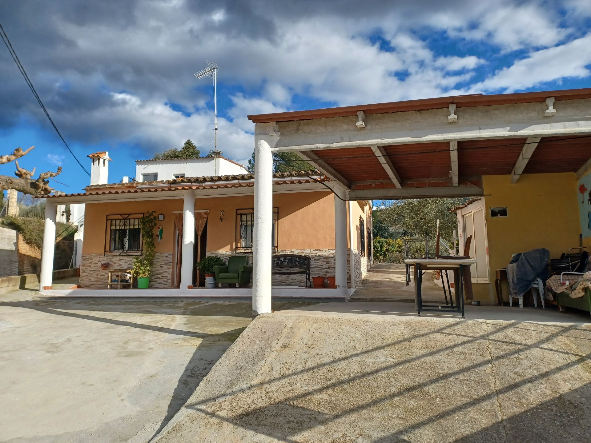 Vista exterior de Casa o chalet en venta en Ontinyent con Trastero y Piscina