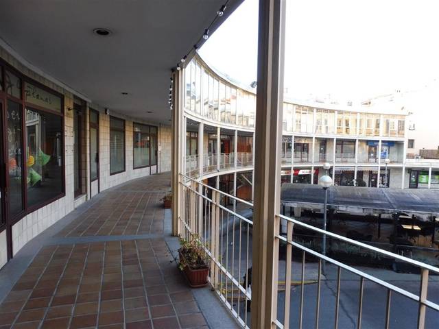 Local comercial en Alquiler en PLAÇA DEL MIG en Olot