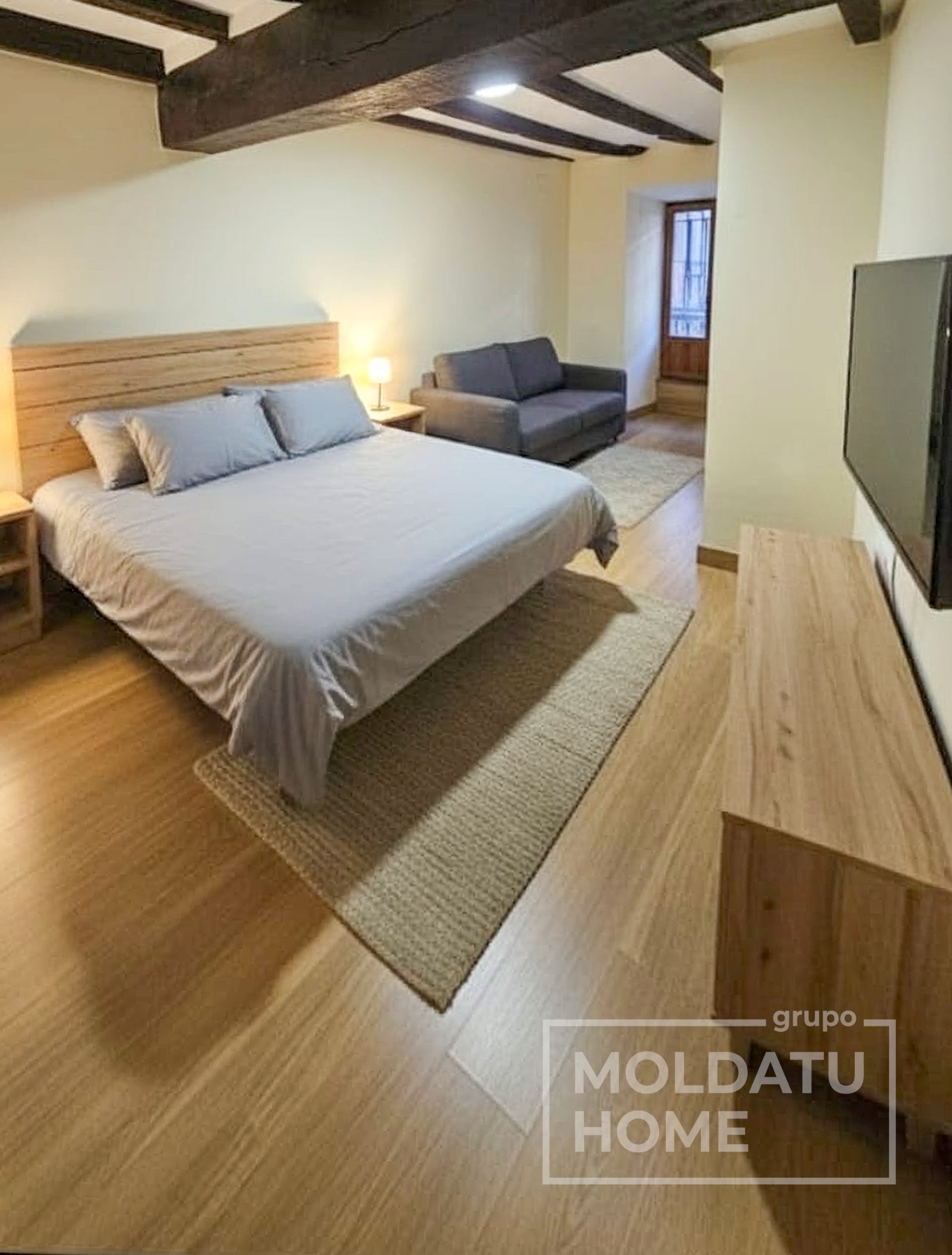 Schlafzimmer von Wohnung zum Verkauf in Errenteria mit Heizung