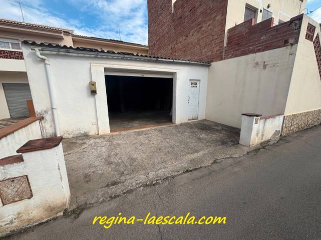 Local comercial en Venta en Carrer Begur en Riells