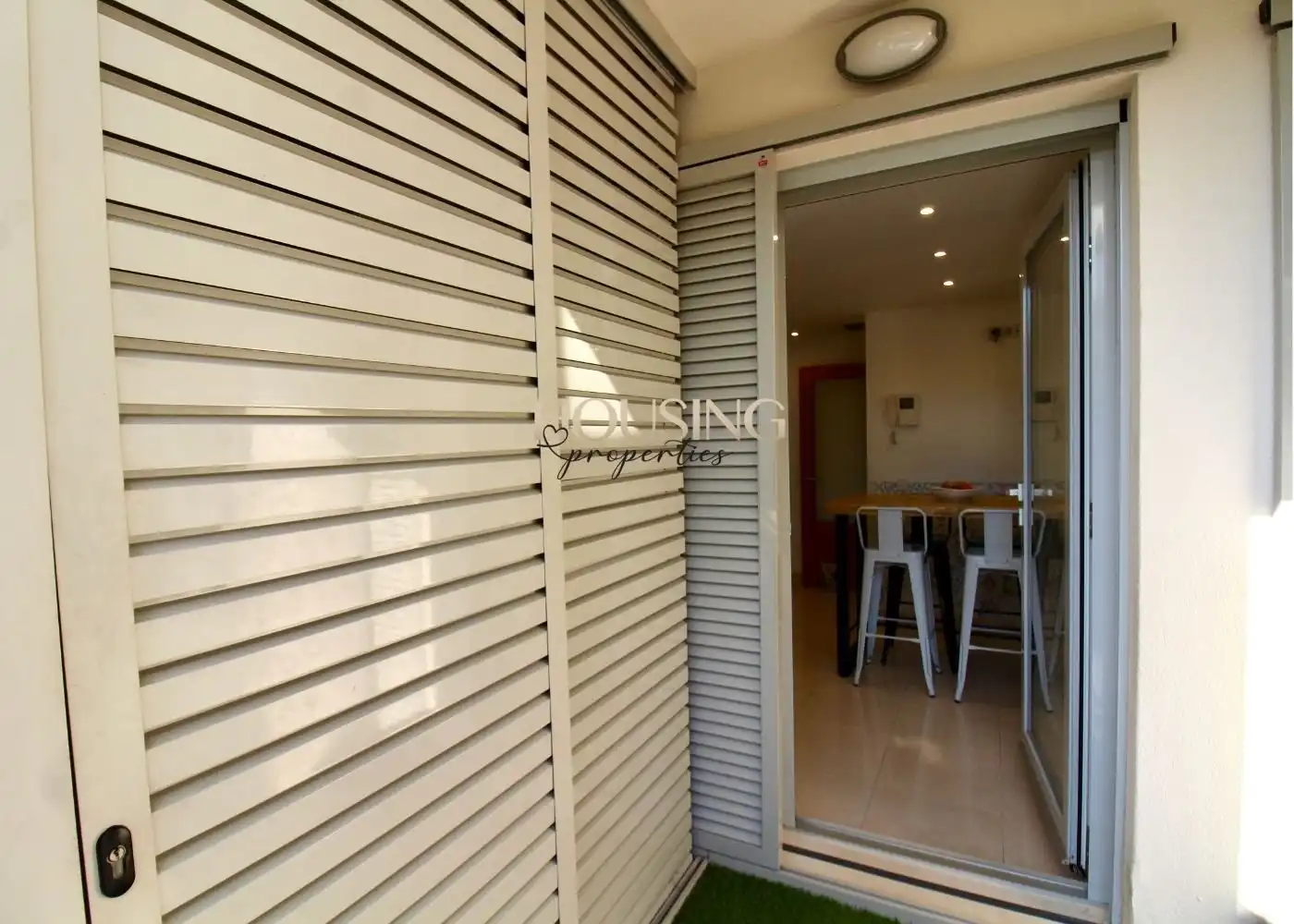 Ground floor for rent in Les Maravelles
