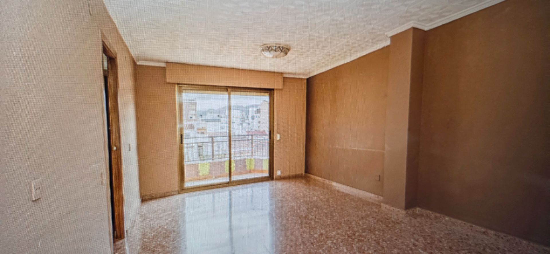 Dormitori de Pis en venda en Elda amb Balcó