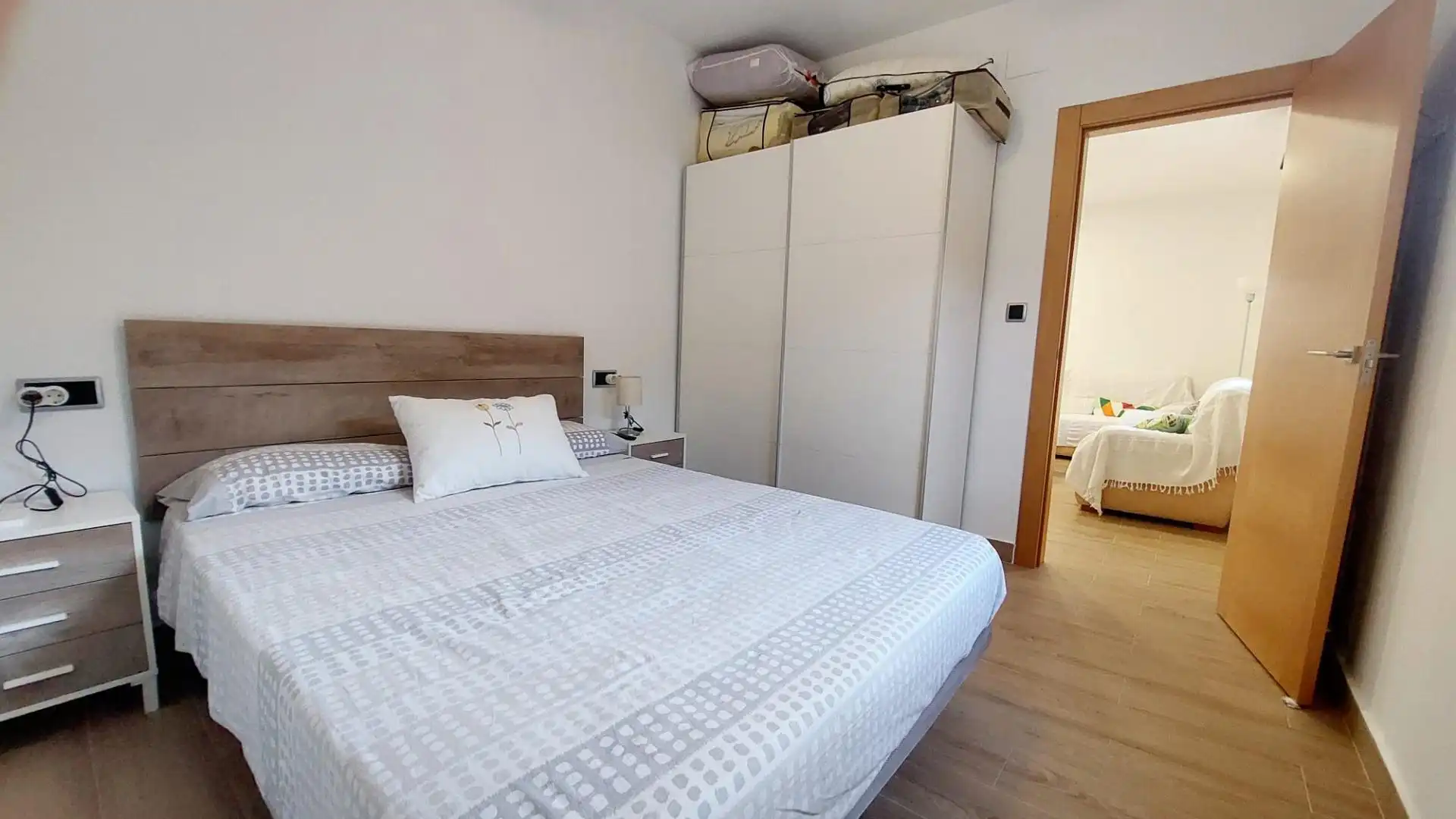 Dormitori de Finca rústica en venda en Murcia amb Aire condicionat, Calefacció i Jardí privat