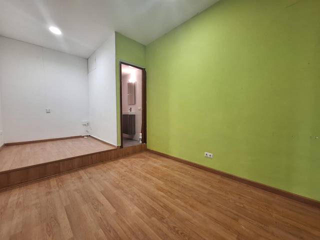 Local comercial en Alquiler en Can Serra