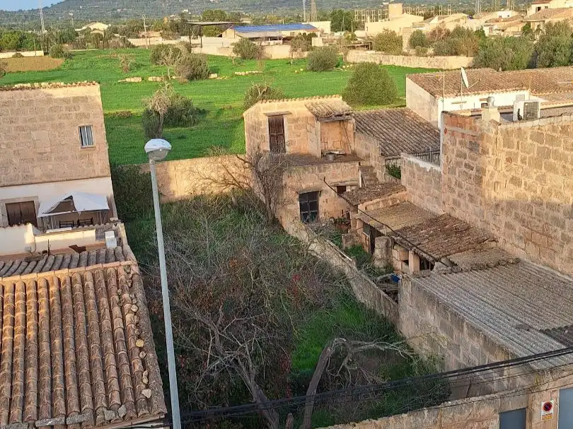 Residential land for sale in Antoni Ramis 114