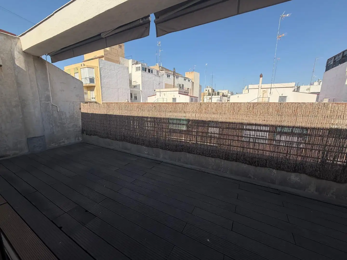 Terraza de Ático en venta en Elche / Elx con Aire acondicionado, Terraza y Amueblado