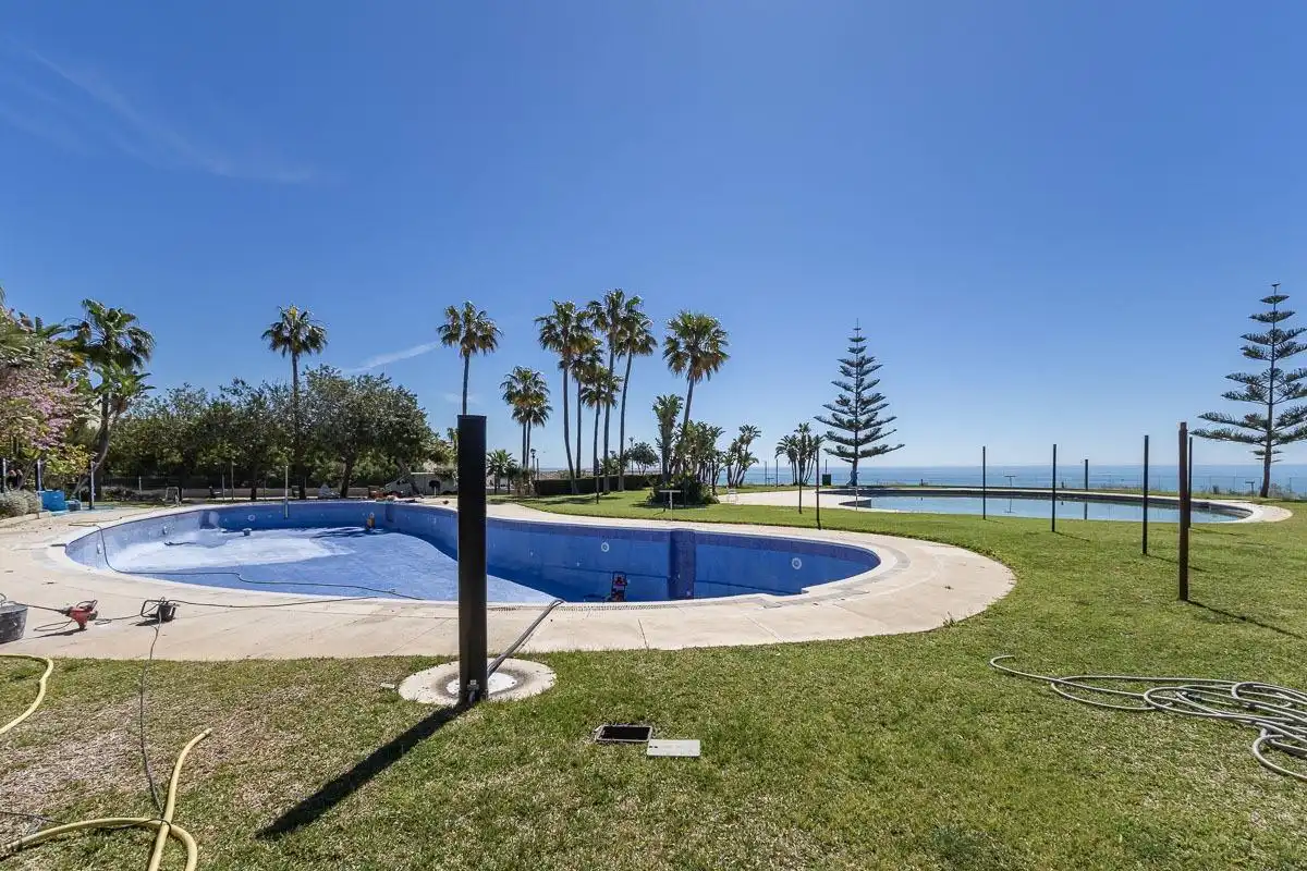 Piscina de Pis en venda en Benalmádena amb Aire condicionat, Terrassa i Traster