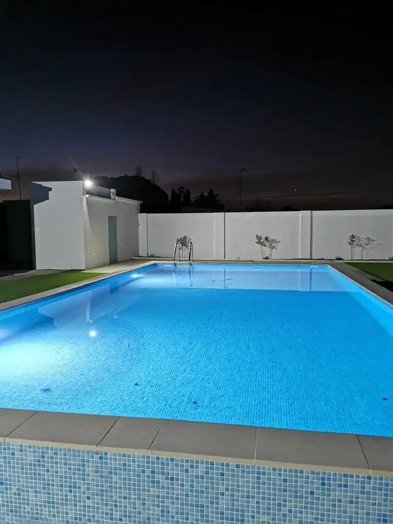 Piscina de Casa o chalet de alquiler en Chiclana de la Frontera con Aire acondicionado, Jardín privado y Terraza
