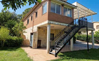 Vista exterior de Casa o xalet en venda en Vilobí d'Onyar amb Terrassa