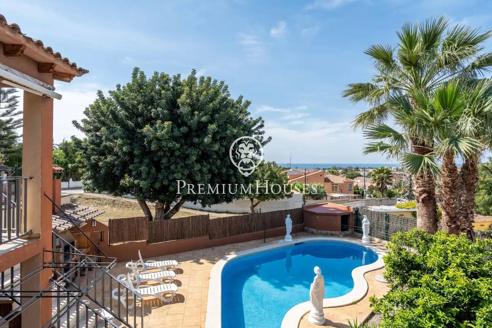 Casa con terraza en venta en Creixell, imagen 2