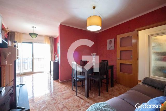 Piso en Venta en CL GARROTXA en Cerdanyola Nord