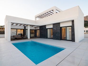 Villa mit Pool zum Verkauf in Calle paris