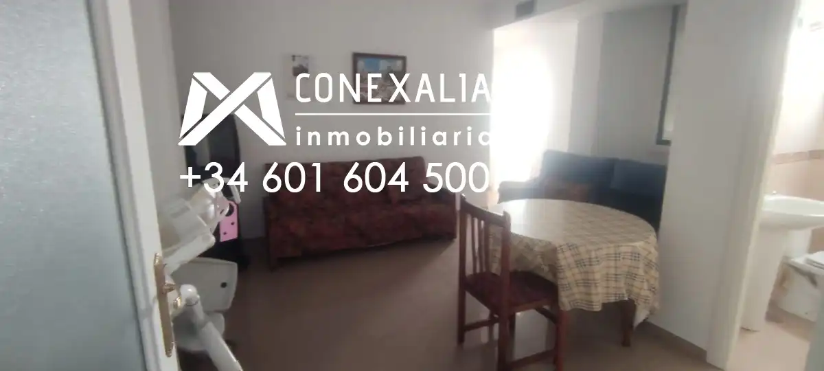 Dormitori de Pis en venda en Olvera amb Traster i Balcó