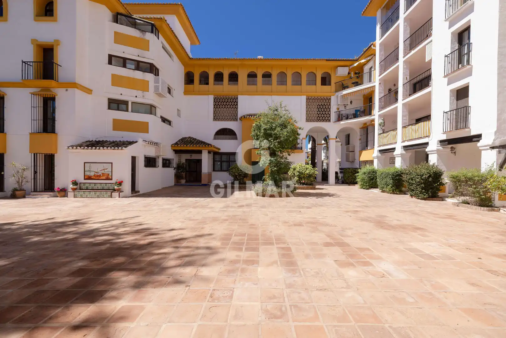 Exterior view of Flat for sale in Fuengirola  with Heating, Private garden and Swimming Pool