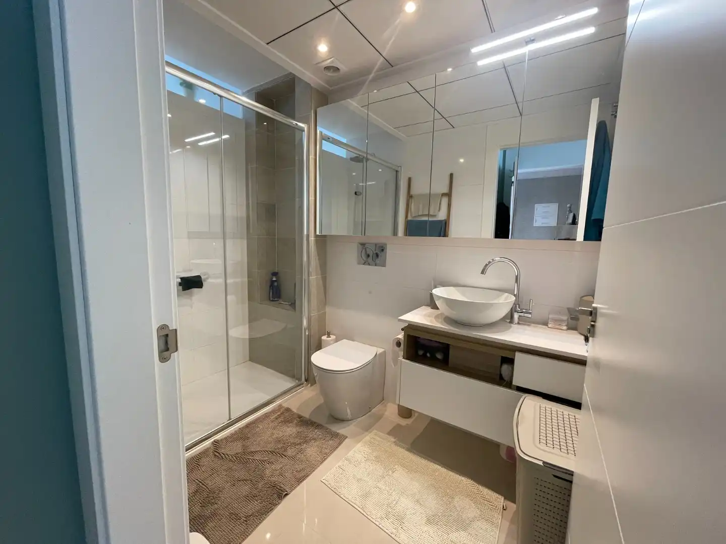 Bathroom of Ground floor for sale in Rojales  with Air Conditioner, Terrace and Storage room