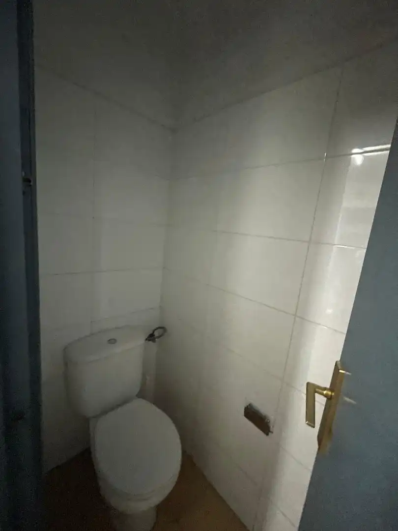 Bathroom of Garage for sale in Valladolid