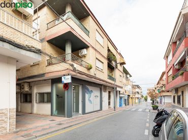 Locale commerciale in vendita a Calle de Vizcaya