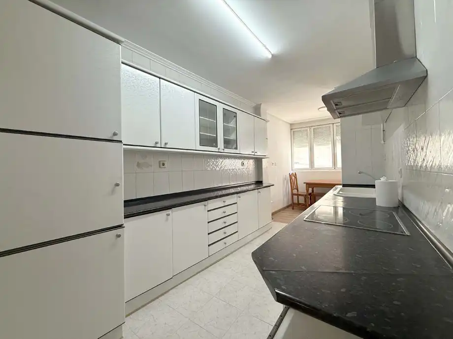 Kitchen of Flat for sale in Casco Viejo