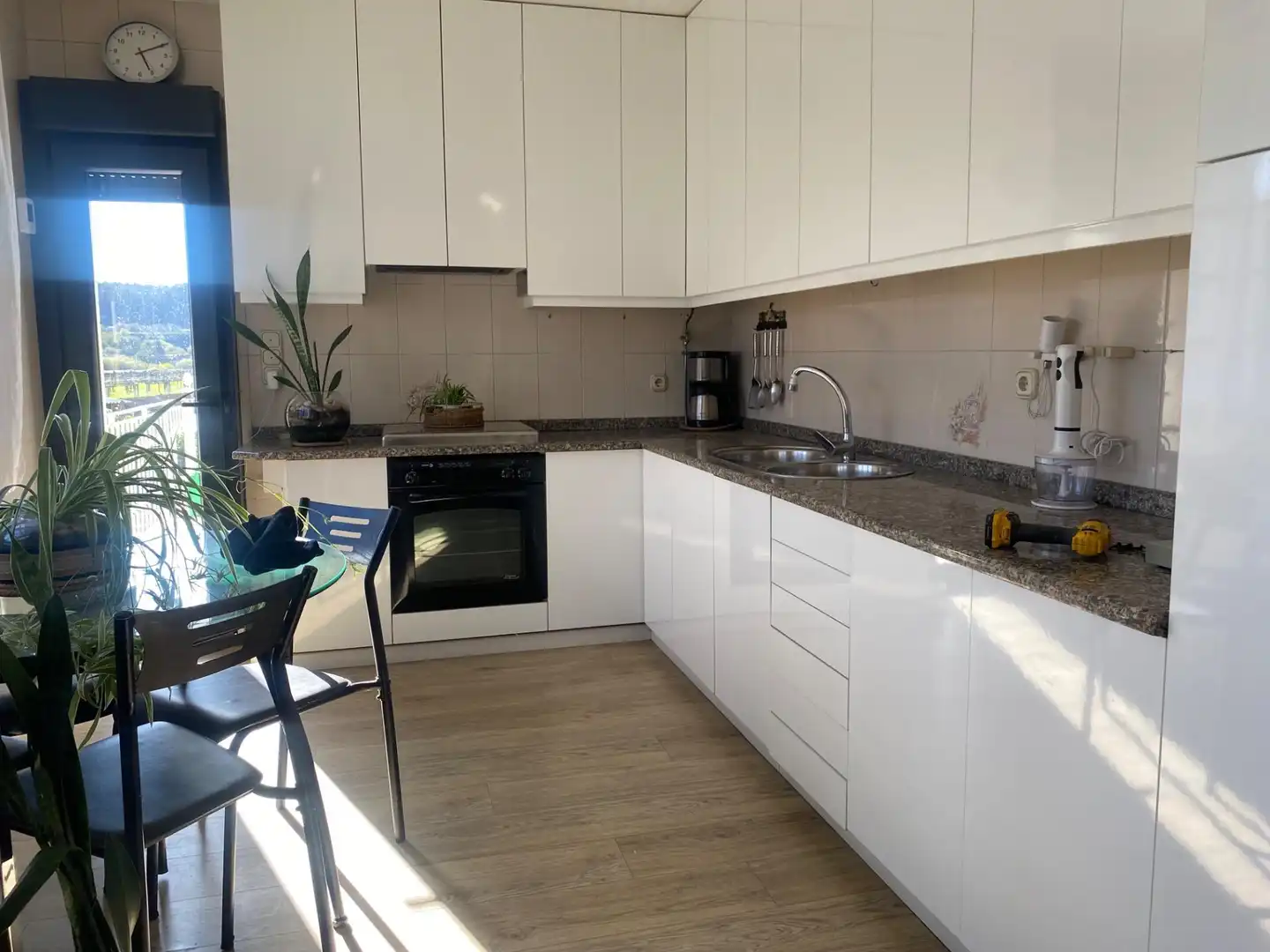 Cocina de Casa o chalet en venta en Vilagarcía de Arousa con Calefacción, Jardín privado y Parquet