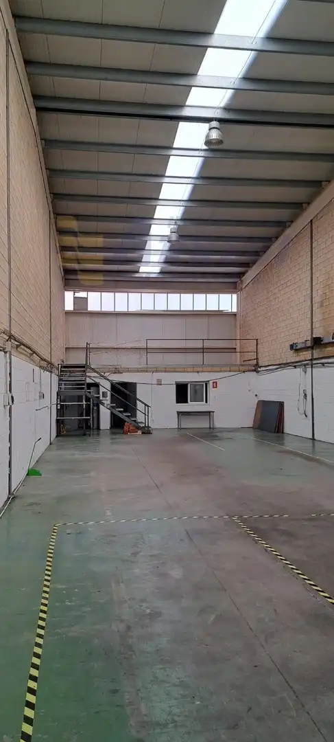 Industrial buildings for rent in Ermua