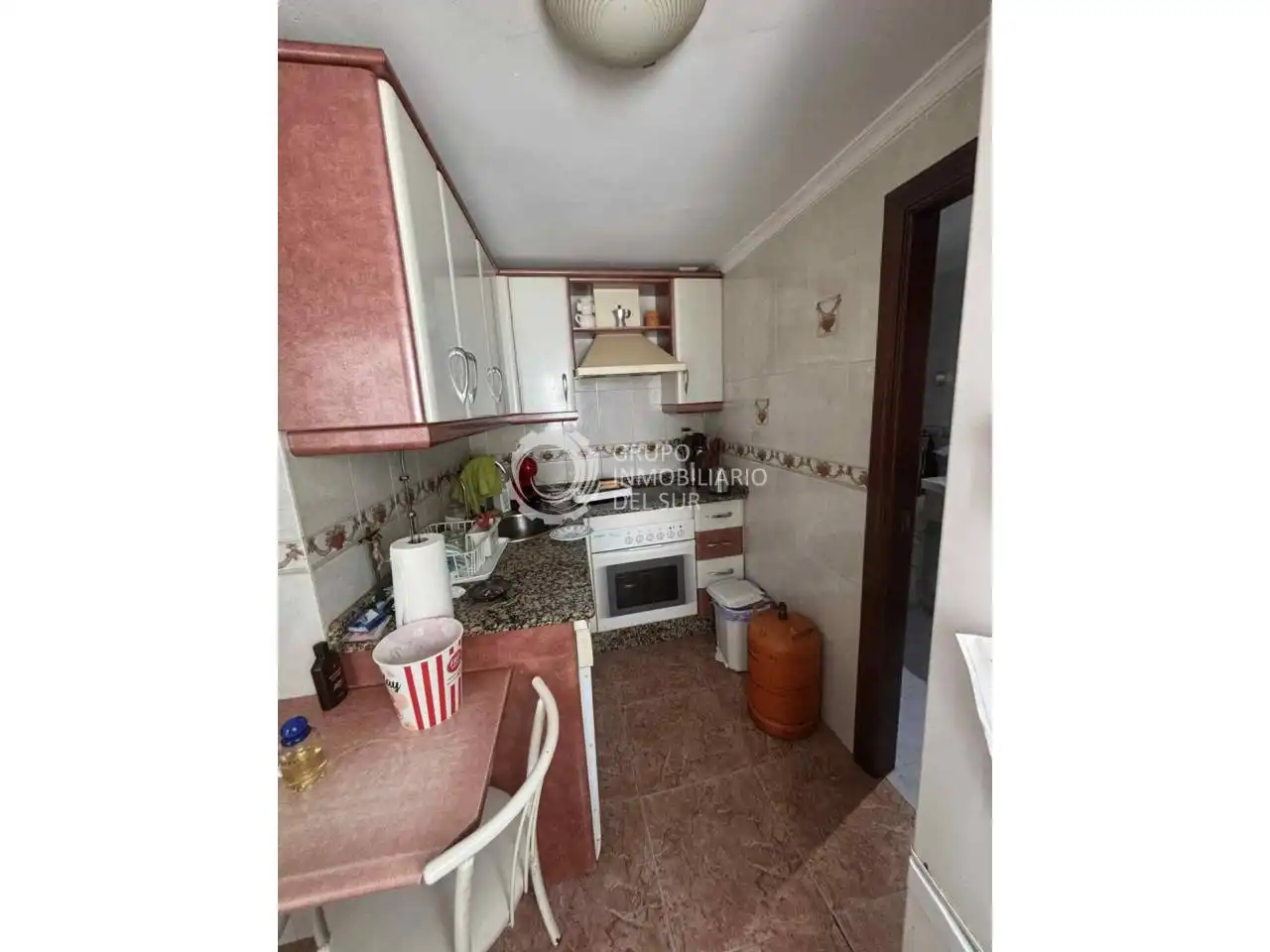 Cocina de Piso en venta en Cádiz con Trastero y Amueblado