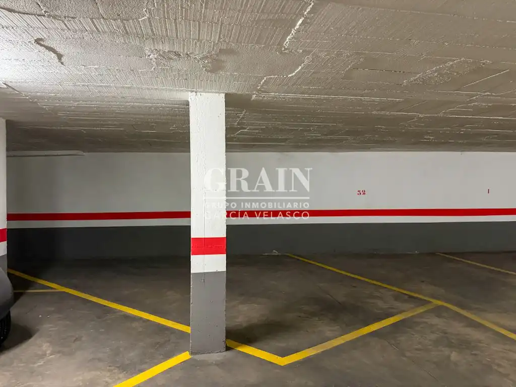 Parking de Piso en venta en Albacete con Calefacción y Parquet