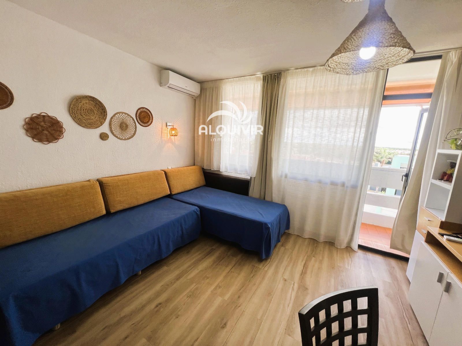 Dormitori de Pis en venda en Almonte amb Aire condicionat, Terrassa i Piscina