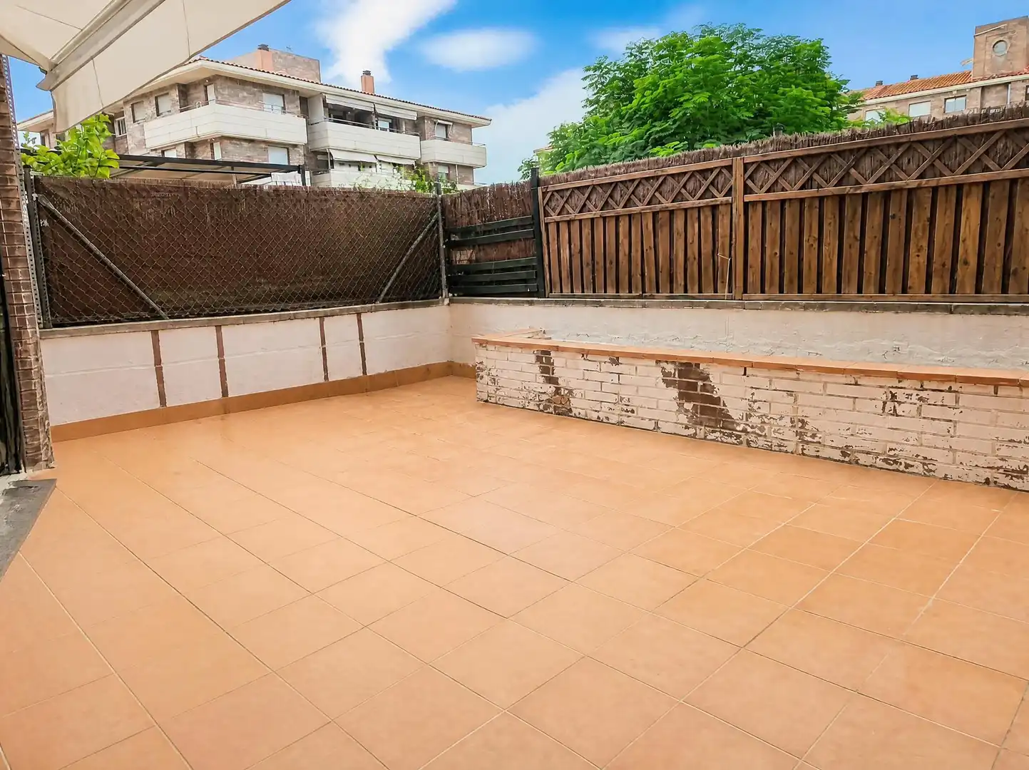 Bajo con piscina en venta en MILENA JESENSKA, imagen 28