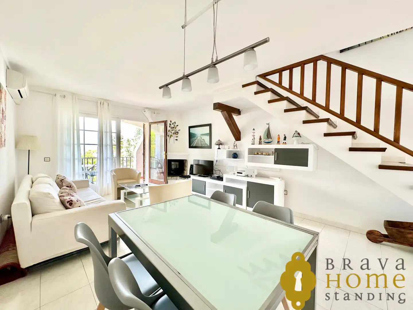 Sala de estar de Casa o chalet en venta en Roses con Aire acondicionado, Terraza y Balcón