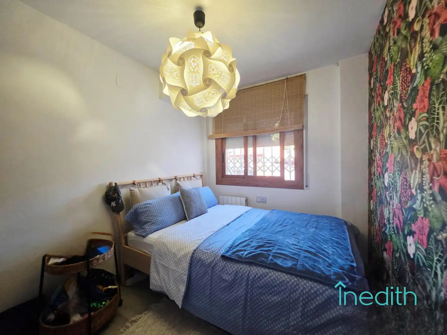Habitación de Casa adosada en venta en Castelldefels con Aire acondicionado, Calefacción y Jardín privado
