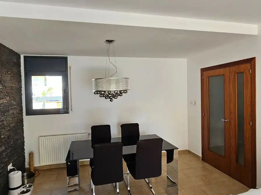 Villa con giardino in vendita a Passatge Sector Mestral 12 B, imagen 12