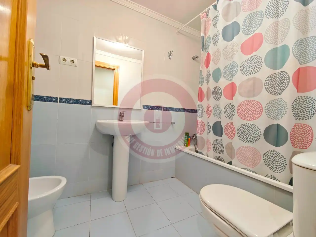 Bany de Pis en venda en Vélez-Málaga amb Terrassa i Piscina comunitària