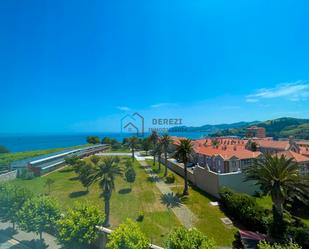 Vista exterior de Dúplex en venda en Bermeo amb Calefacció, Moblat i Balcó