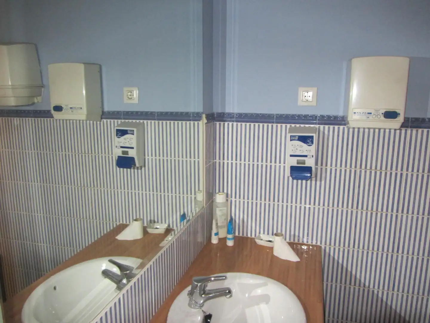 Badezimmer von Büro zur Miete in Bilbao  mit Klimaanlage und Möbliert