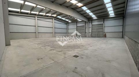 Foto 4 von Fabrikhallen zur Miete in Plaza Ambrosero Industrial, Bárcena de Cicero, Cantabria