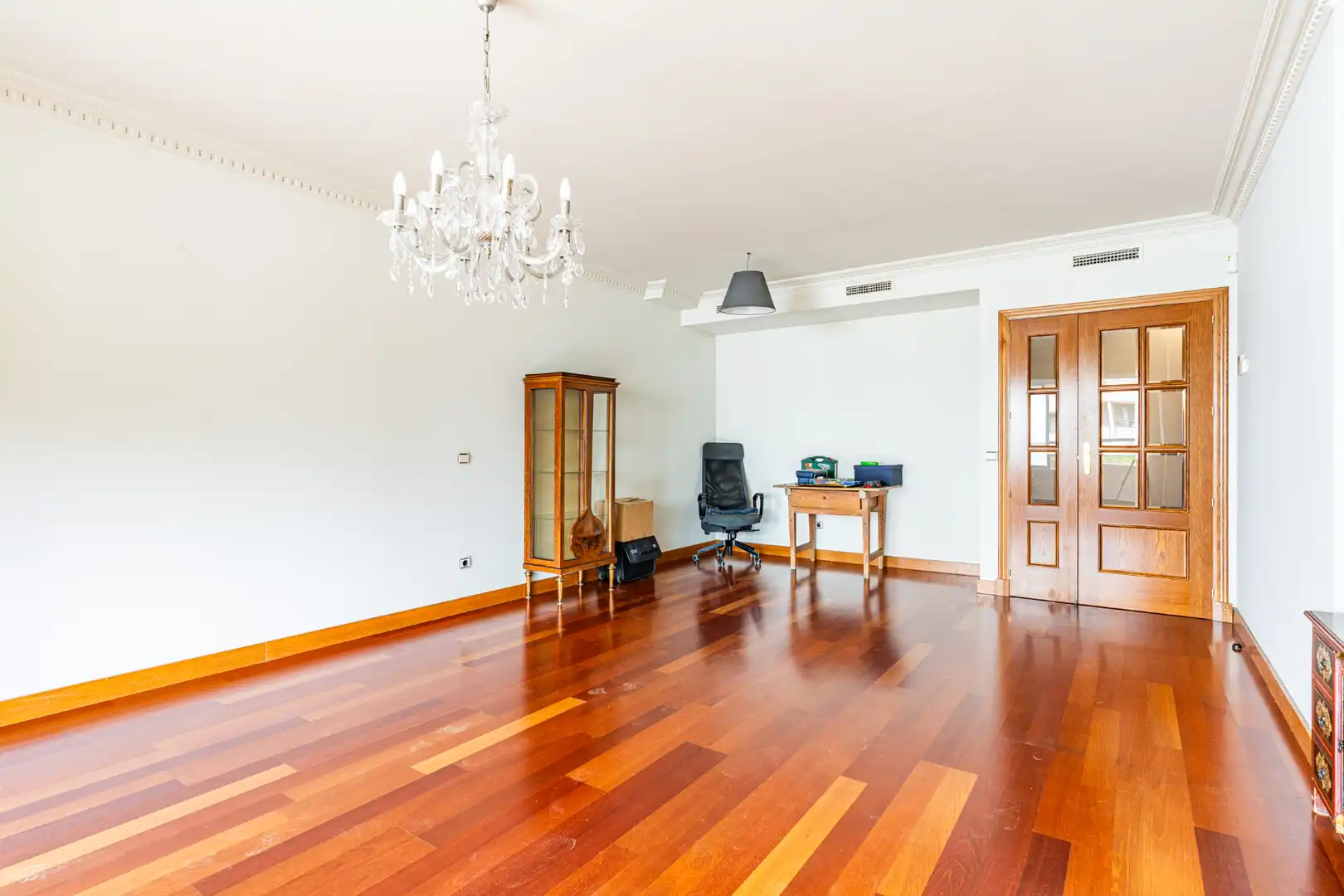 Sala de estar de Ático en venta en Majadahonda con Aire acondicionado, Calefacción y Jardín privado