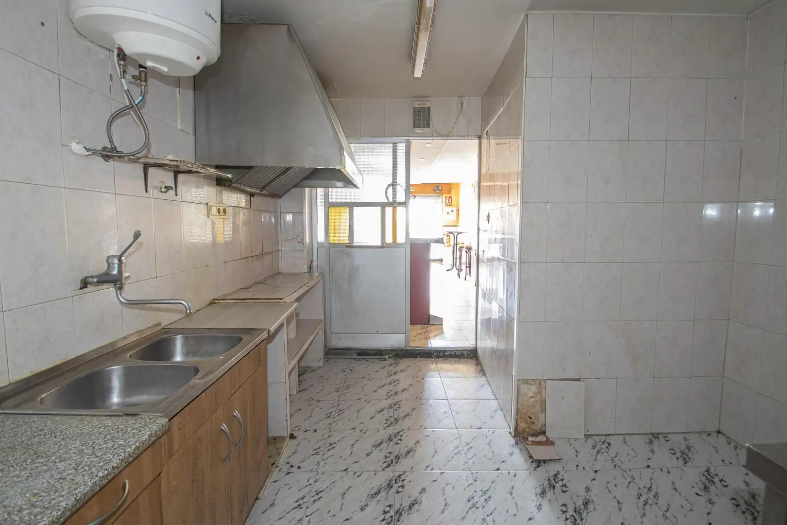Kitchen of Commercial properties for rent in Granada