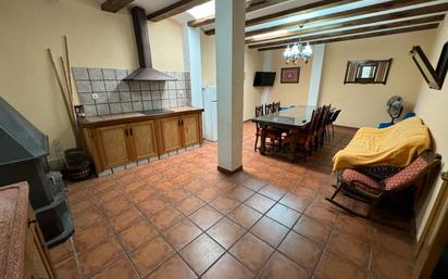 Cuina de Casa adosada en venda en Villena amb Terrassa i Balcó