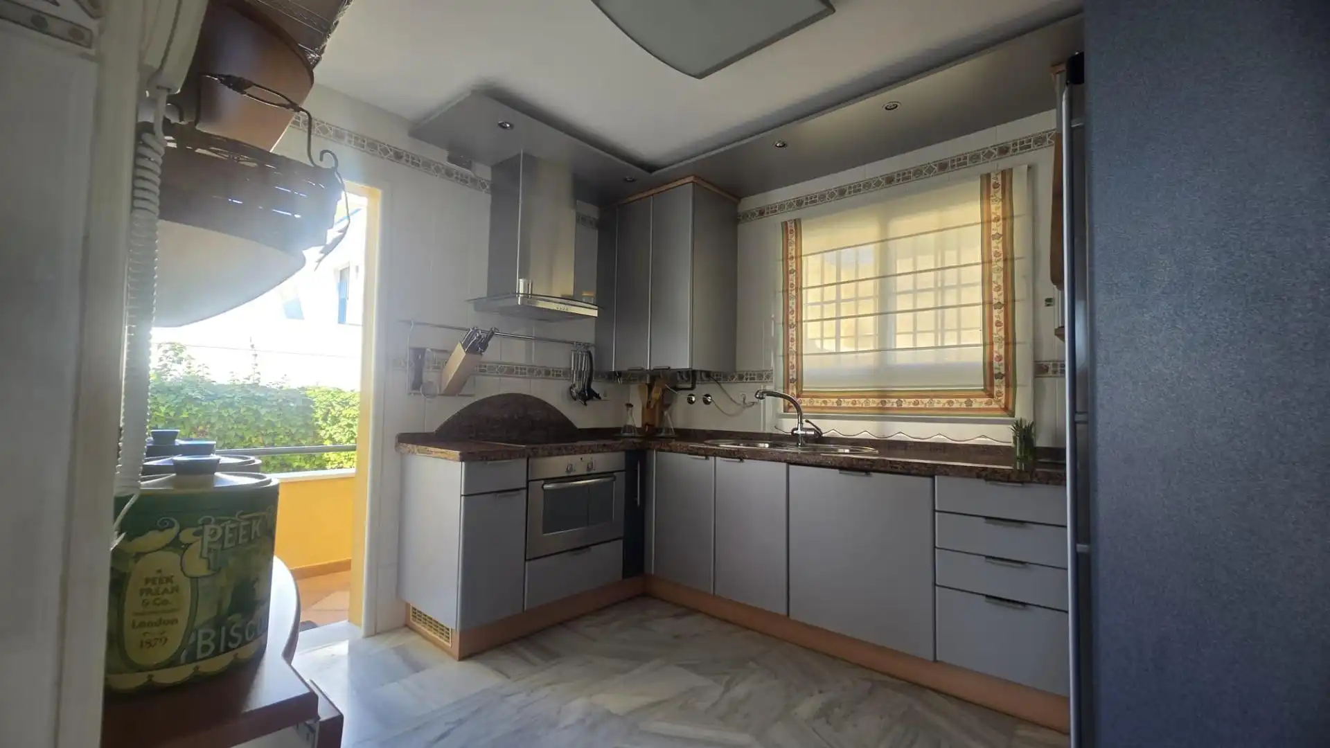 Casa pareada con piscina en venta en Avenida SANTA BEATRIZ DE SILVA, imagen 22