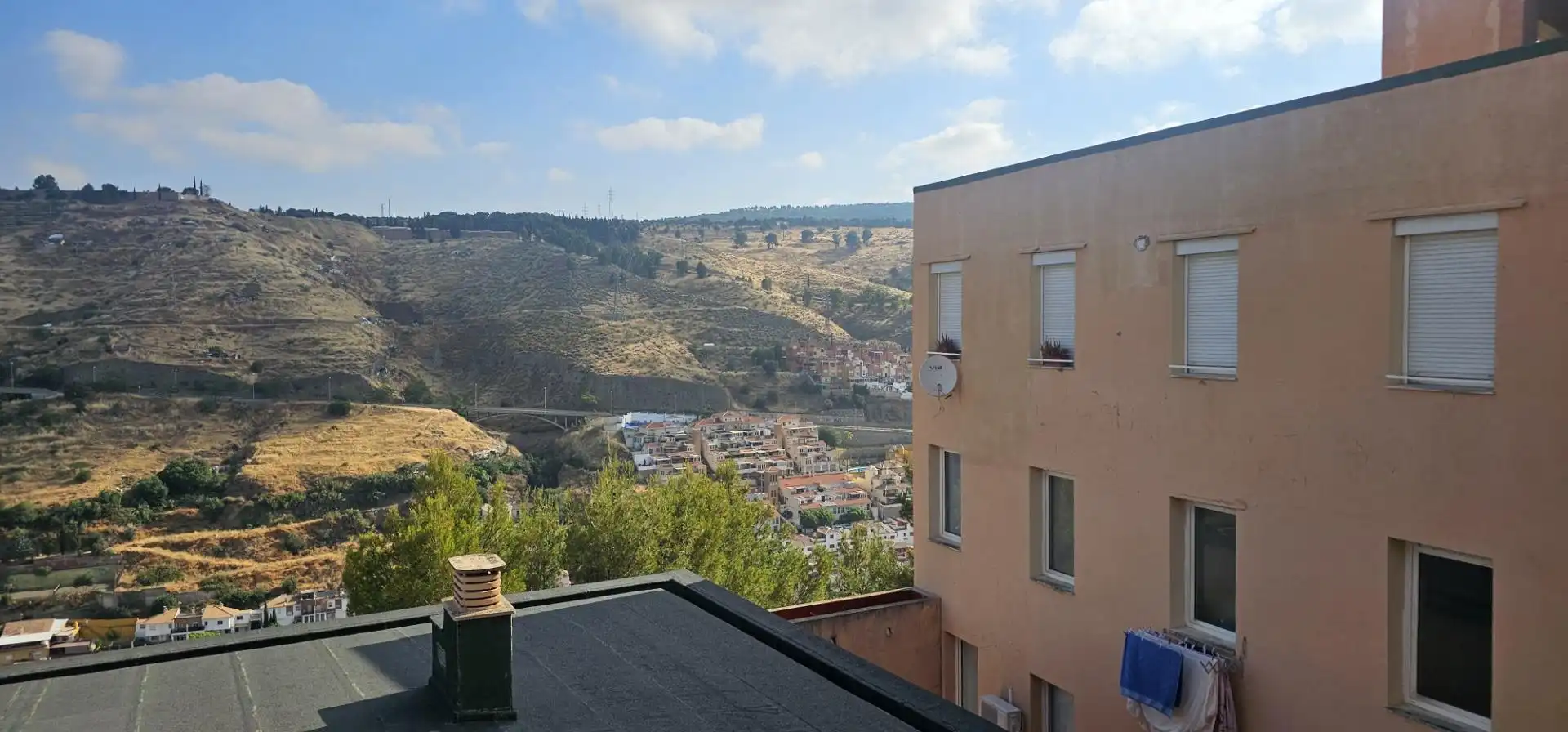Flat for rent in Calle de Aixa 'La Horra', Camino de los Neveros - Serrallo