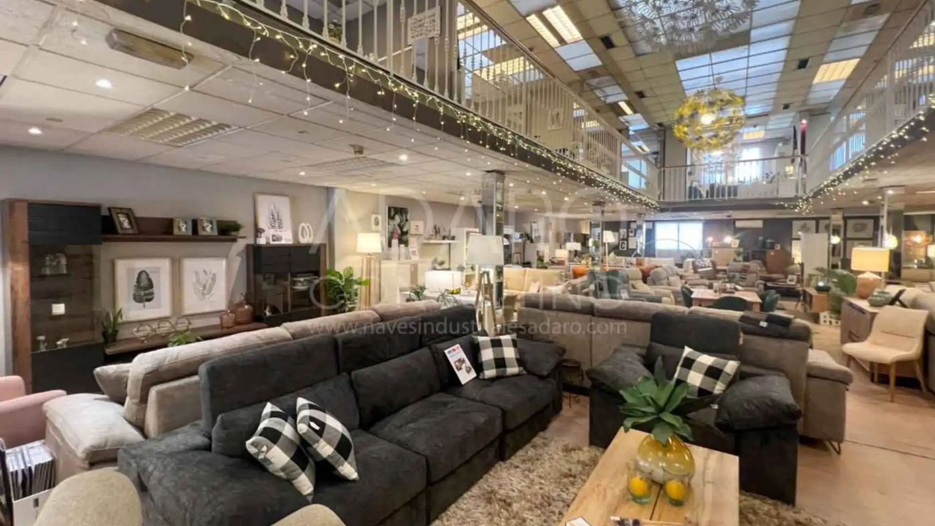 Sala de estar de Nave industrial en venta en Coslada con Alarma