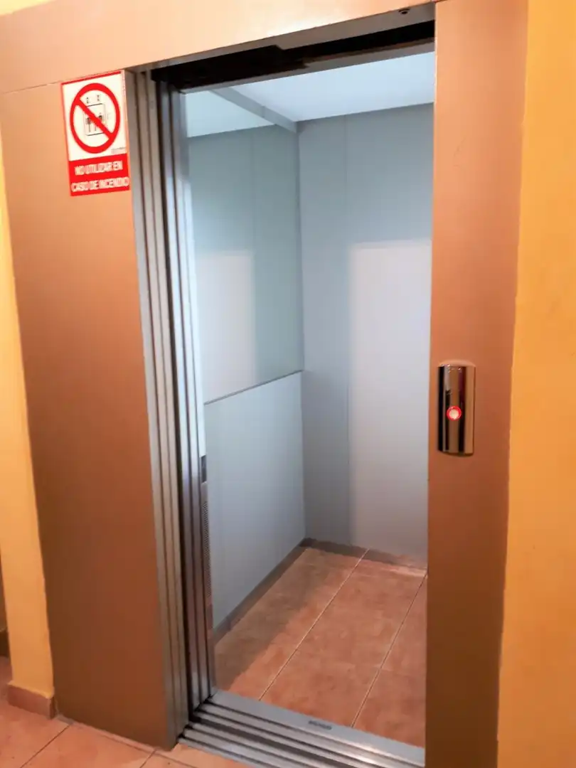 Piso de alquiler en Arona con Amueblado y Balcón