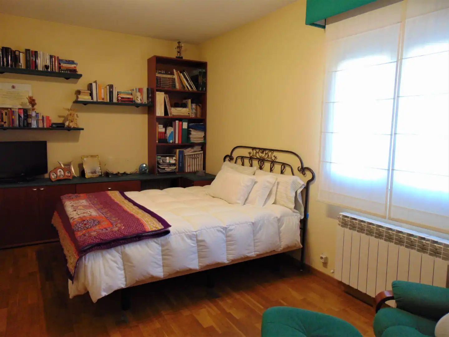 Habitación de Casa o chalet en venta en Colmenar Viejo con Aire acondicionado, Calefacción y Jardín privado