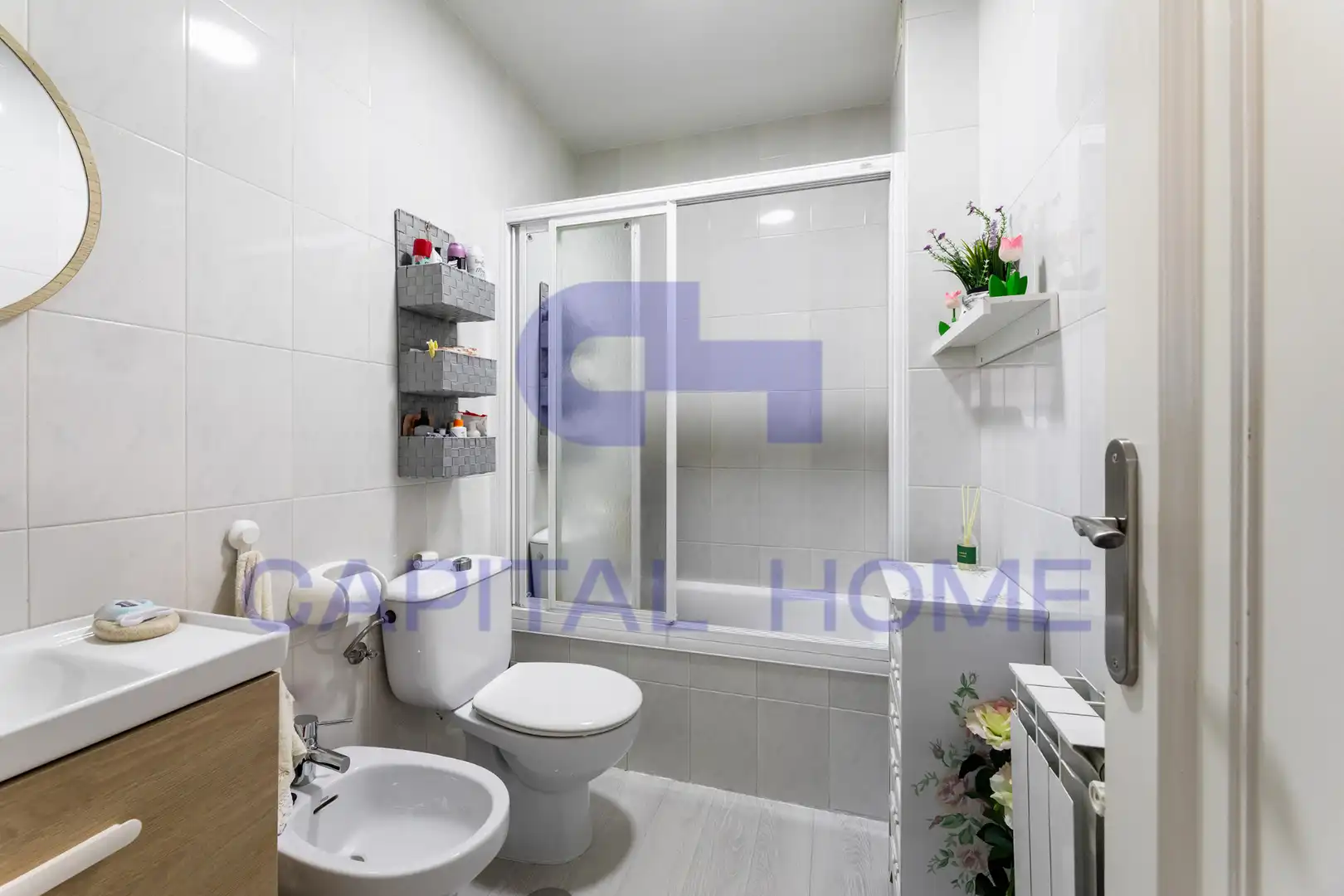 Bathroom of Houses for sale in Azuqueca de Henares  with Air Conditioner, Heating and Storage room