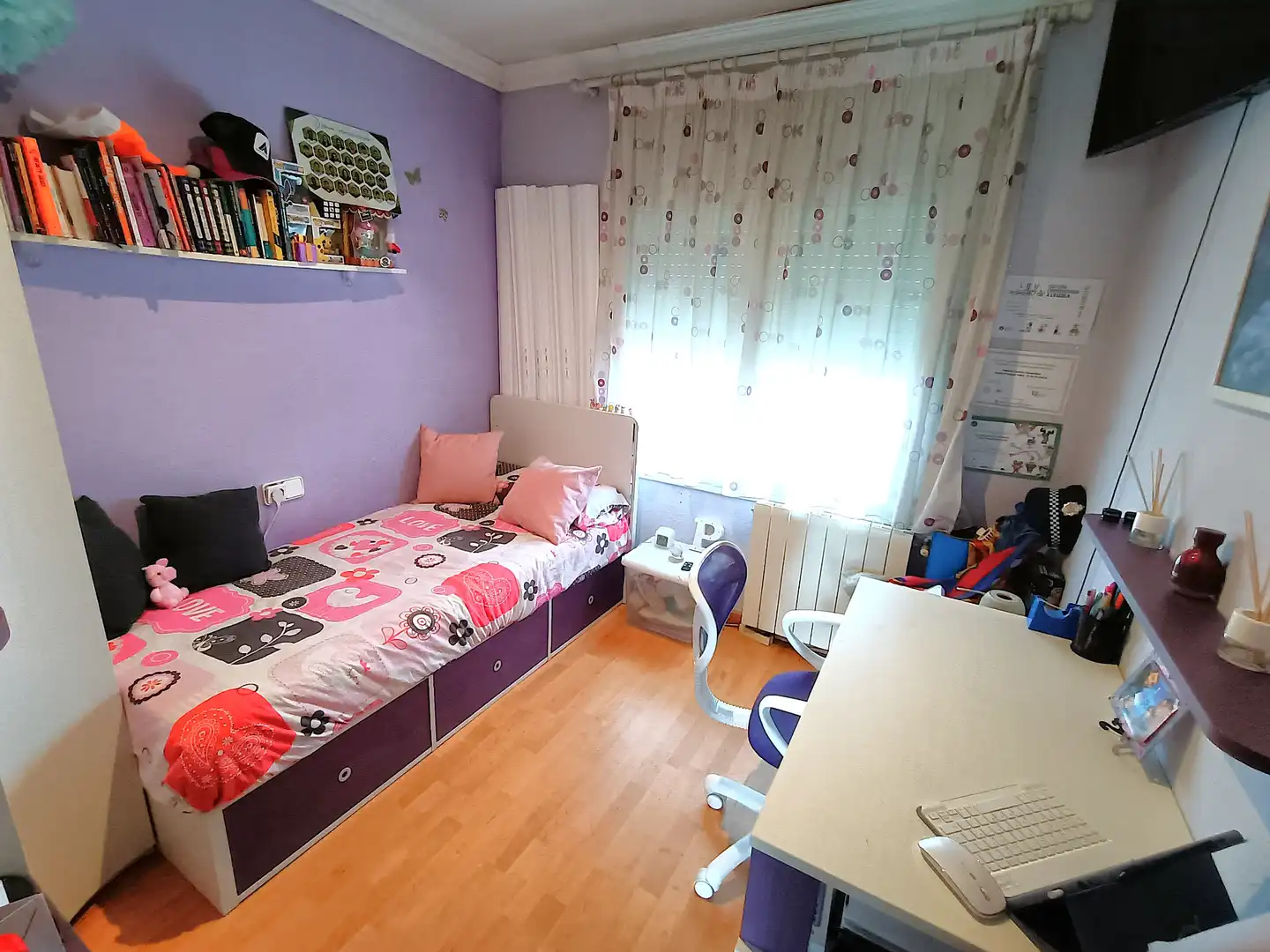 Schlafzimmer von Wohnung zum Verkauf in Manlleu mit Klimaanlage, Heizung und Parkett