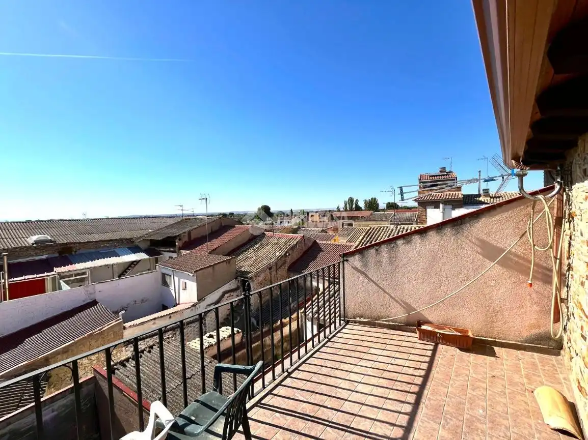 Vista exterior de Casa adosada en venta en Villamayor de Gállego con Aire acondicionado y Terraza