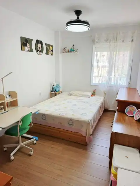 Habitación de Piso de alquiler en Alicante / Alacant con Terraza, Amueblado y Internet