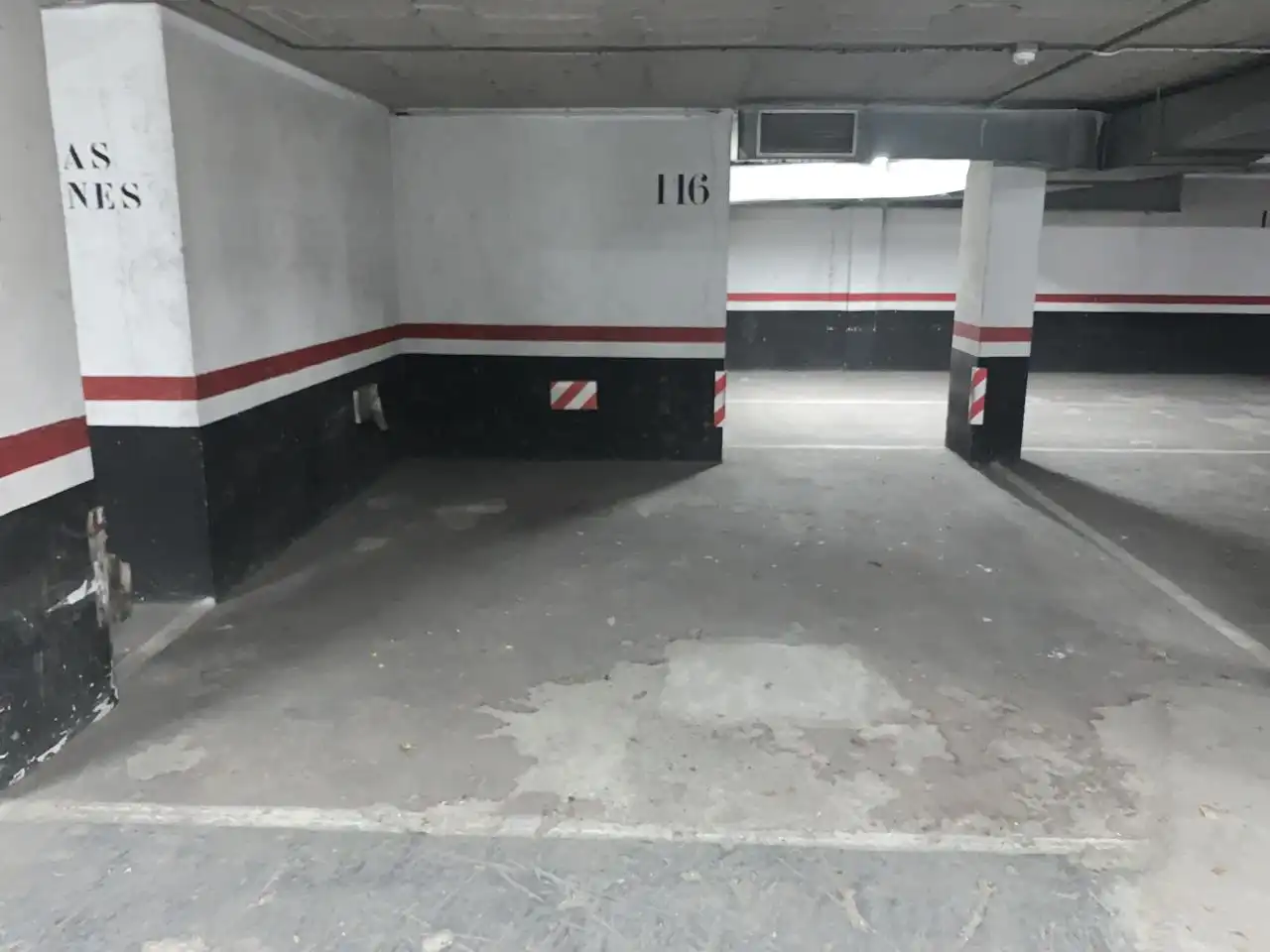 Parkplatz von Dachboden zur Miete in Madrid mit Klimaanlage, Heizung und Möbliert