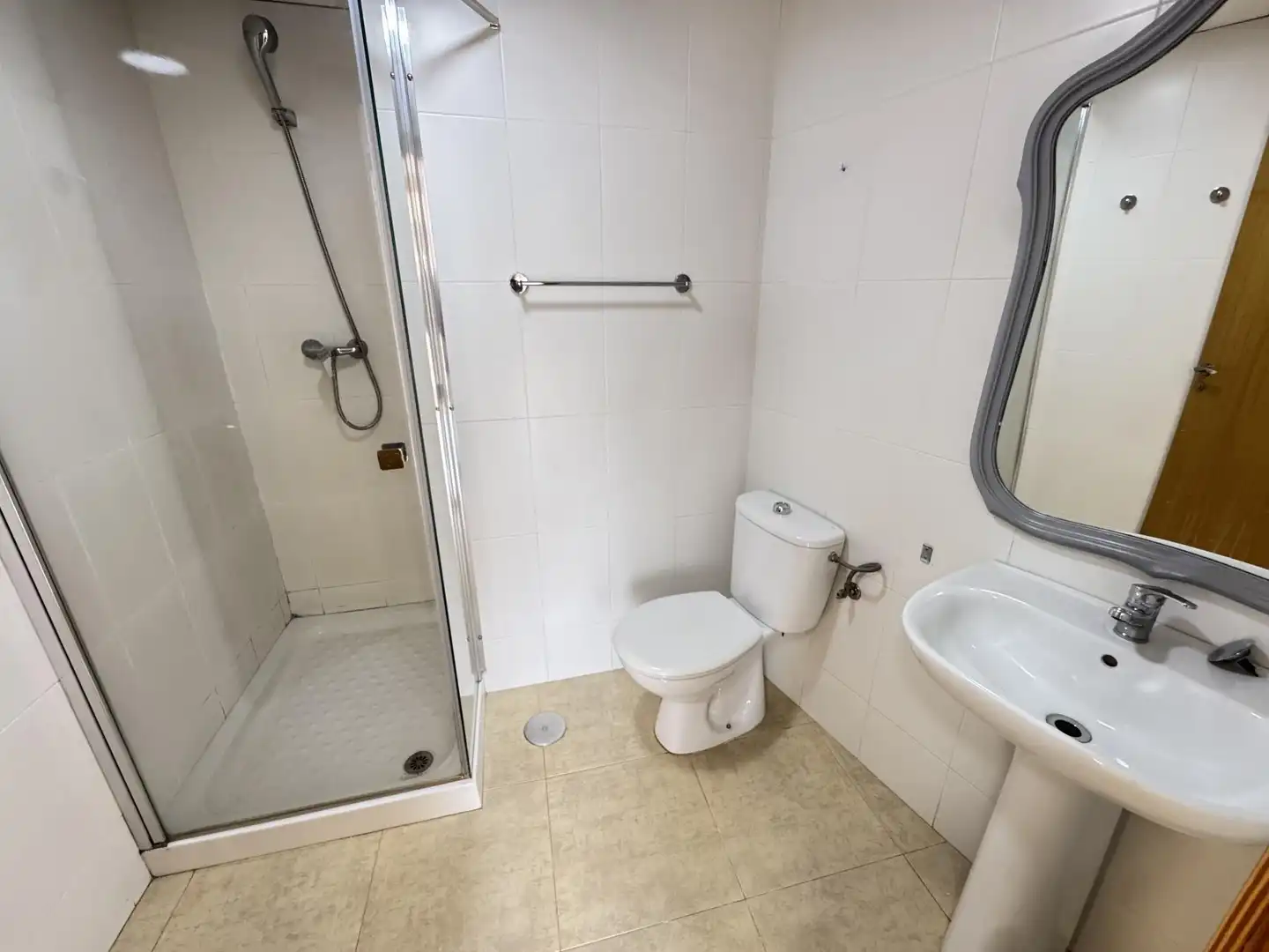 Flat with lift for sale in Luis de Peralta, imagen 11